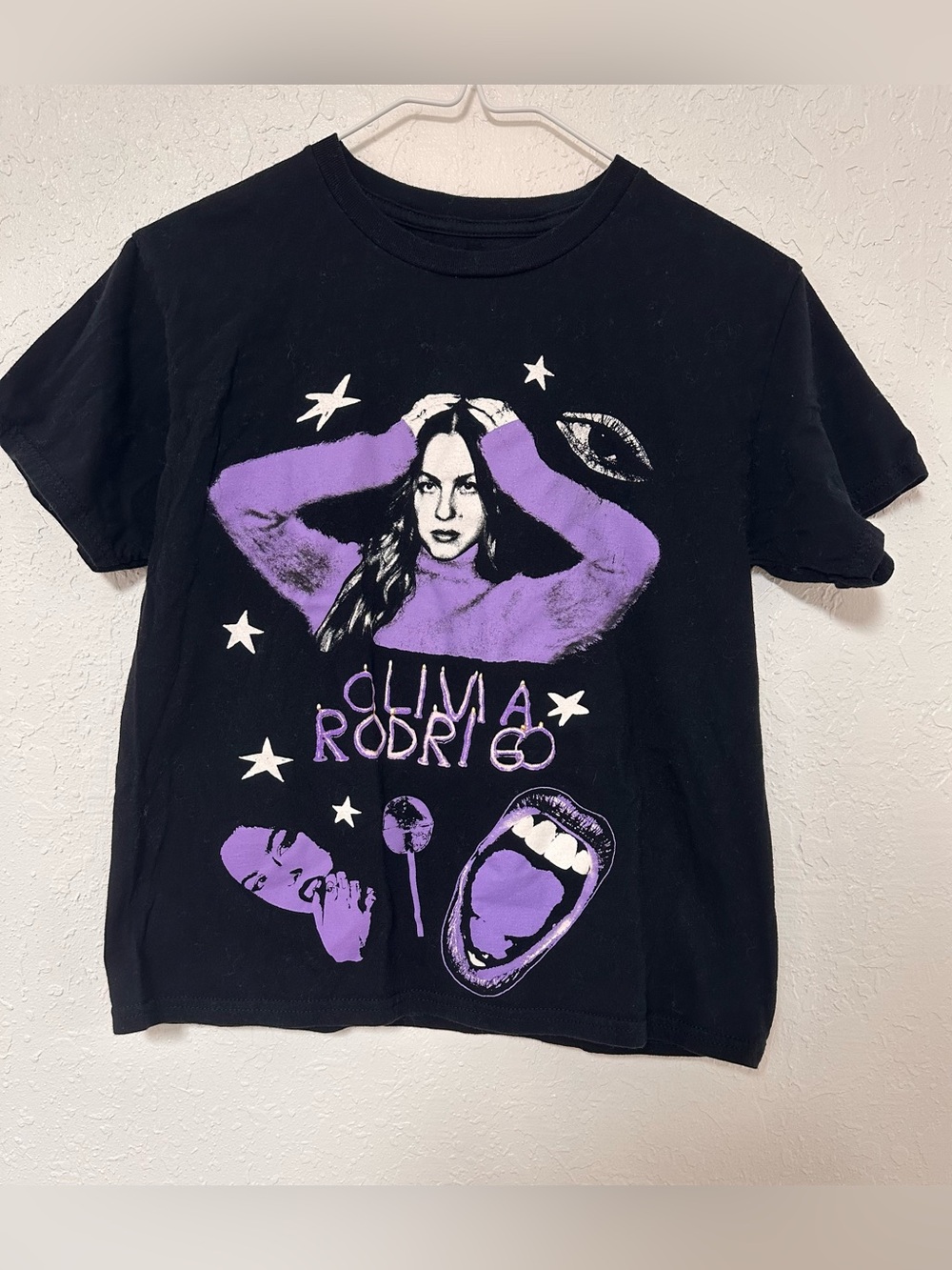 Olivia Rodrigo GUTS Graphic Tee - XXS Black & Purple
